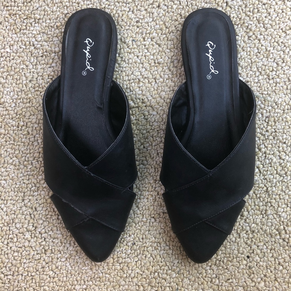 Qupid black flats